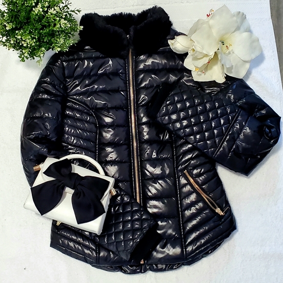 Guess Jackets & Blazers - GUESS Women's Black Quilted Puffer Jacket